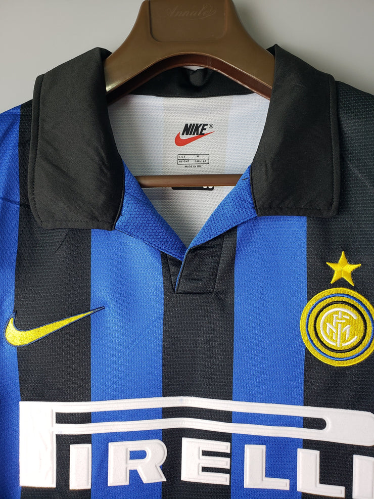 Inter Home Retro Shirt 1998 - Zamorano 1+8 Edition